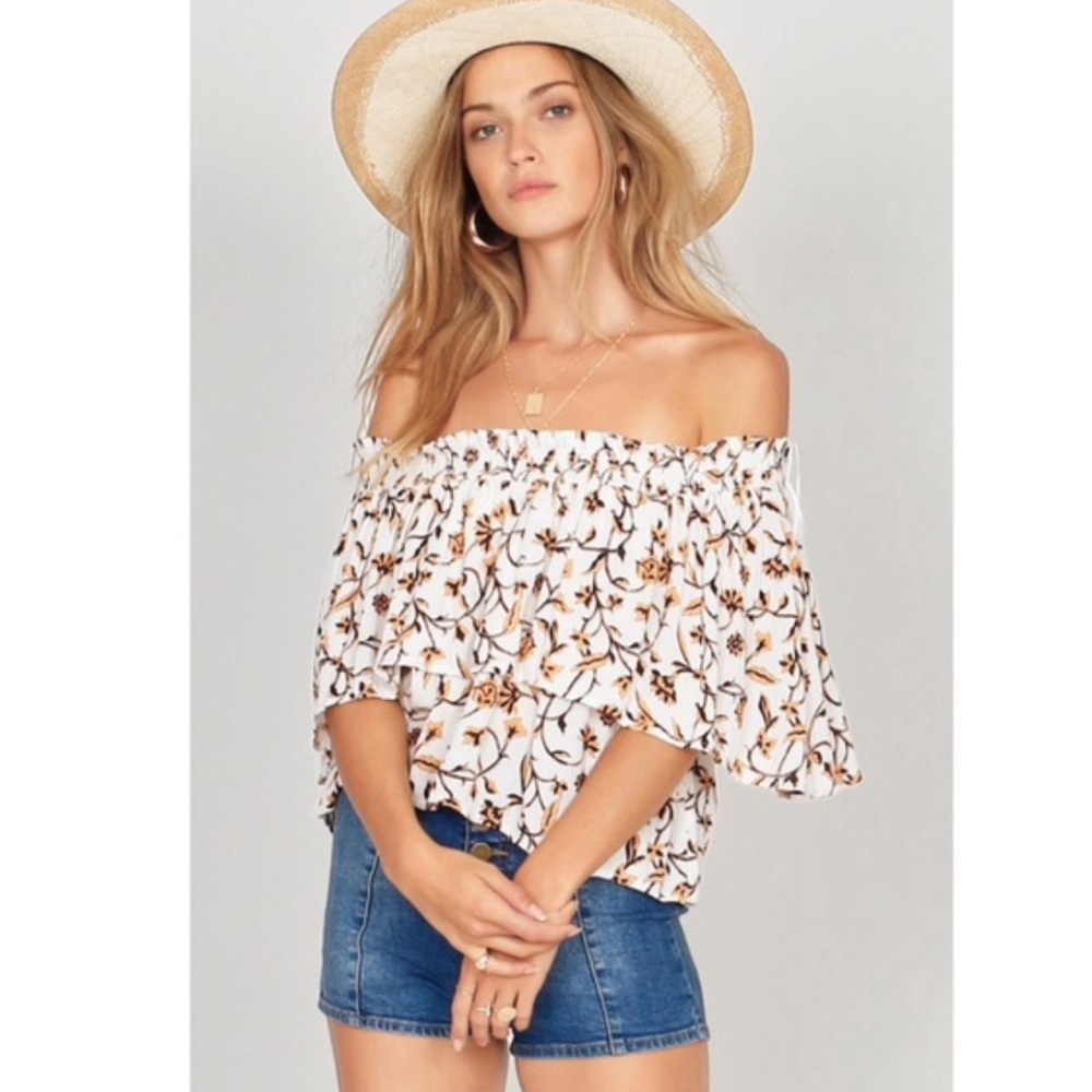 Amuse Society In Your Dreams Woven Top Off The Shoulder New with tags